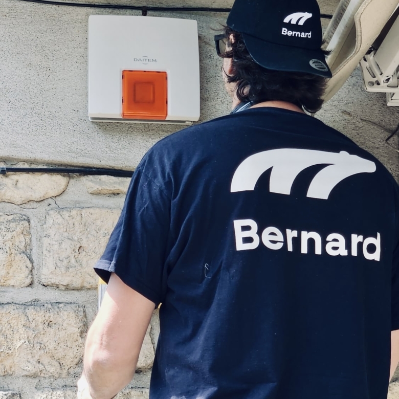 Protéger sa maison pendant l’été : anticiper pour partir l’esprit tranquille